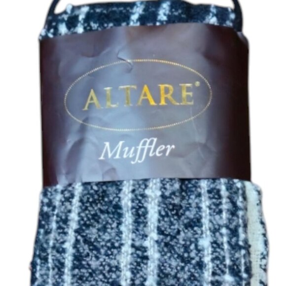 NWT Plaid Muffler Scarf Red White & Blue Preppy Classic Americana Cozy Academia - Picture 4 of 4